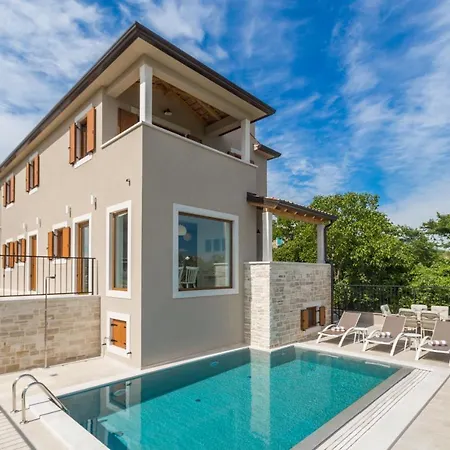 Villa Skarline *