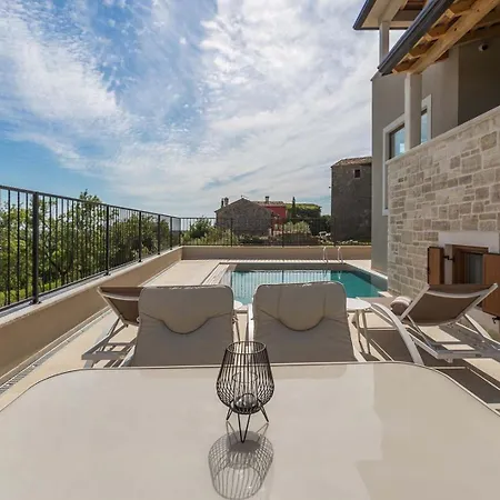Skarline Villa