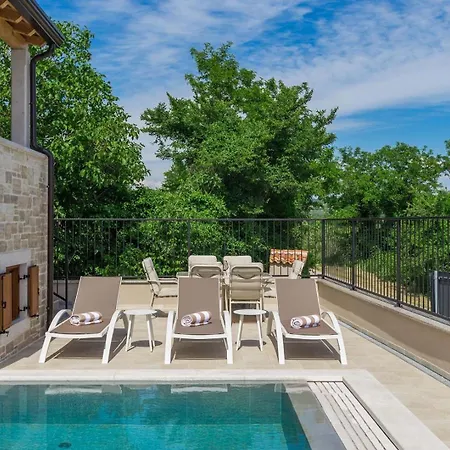 Skarline Villa